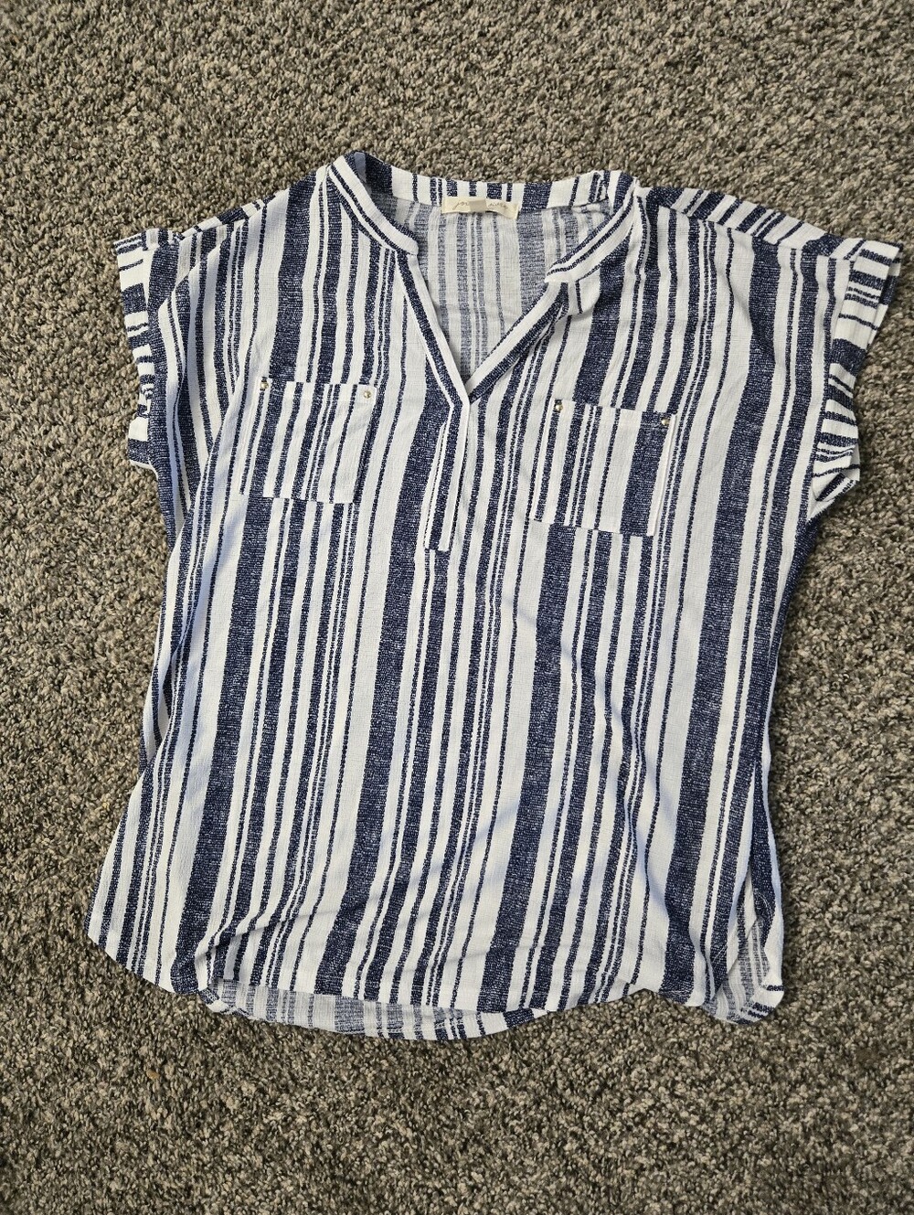 Joie de vivre Navy and White Striped Short Sleeve V-Neck Blouse L